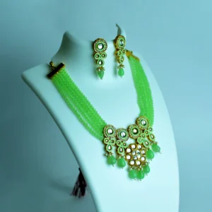 Pista Crystal Necklace Earring Set